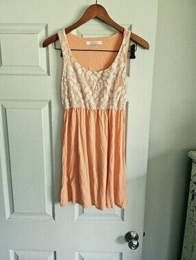 3/$15 Modern Vintage Boutique Tunic/Short Dress Peach